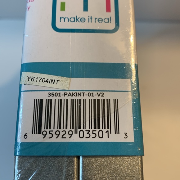 Make It Real Fashion Collection All in 1 Artist Set Fashion Design Art Case New - Picture 6 of 6